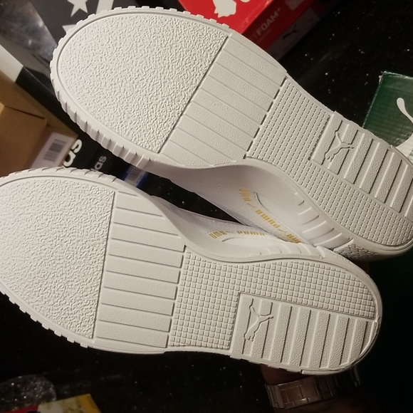 Puma - Picture 5 of 5